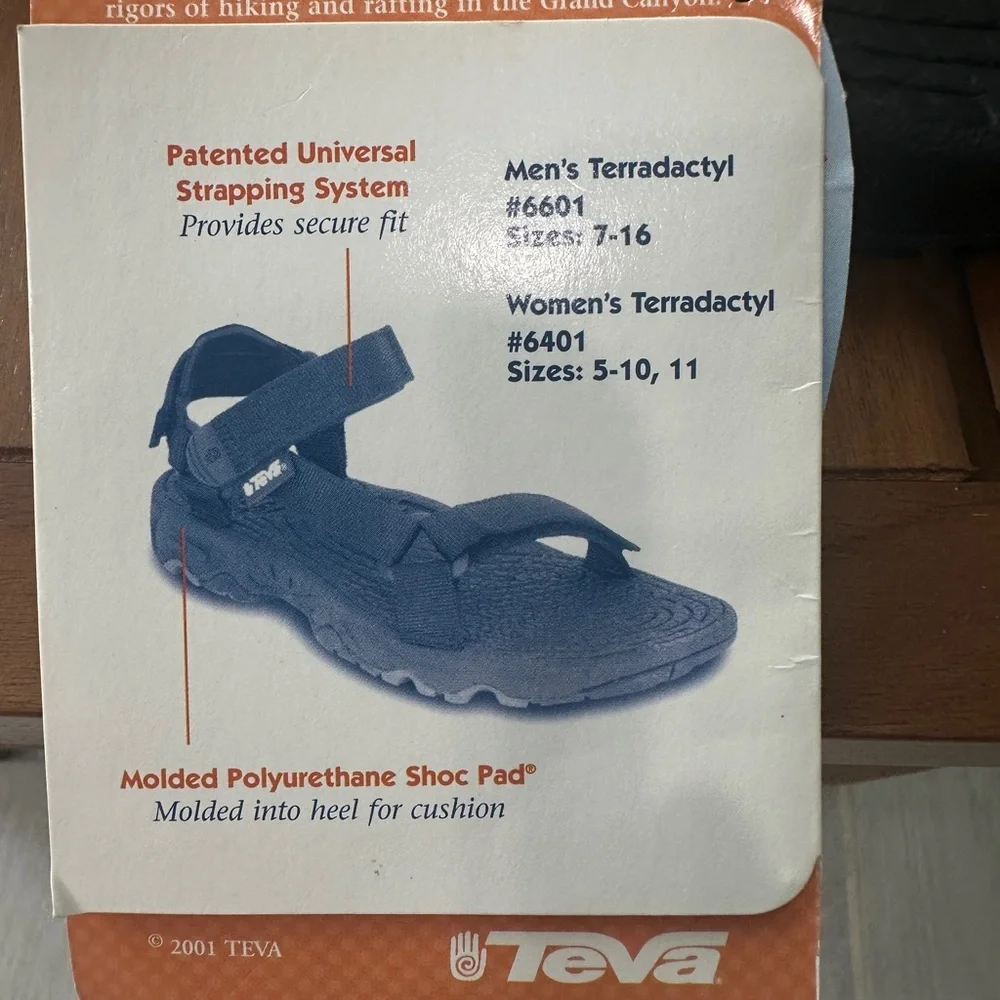 Teva Hurricaine Terradactyl Sports Sandal Unisex  W9.5 / M8